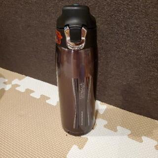 THERMOS 水筒