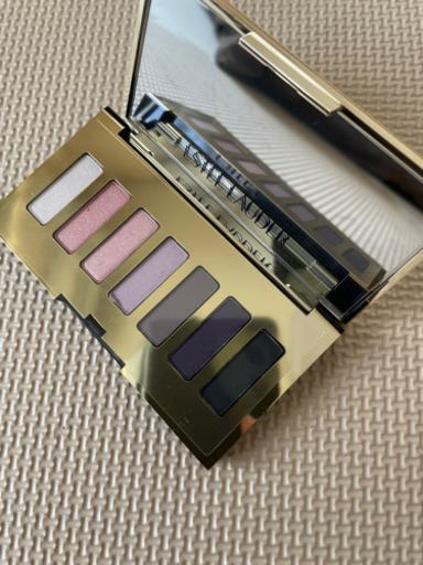 新品　エスティーローダー　化粧品　ESTEE LAUDER