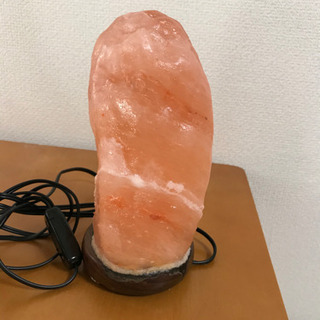 ヒマラヤ岩塩ランプの画像
