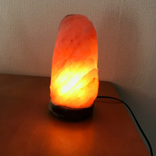 ヒマラヤ岩塩ランプ
