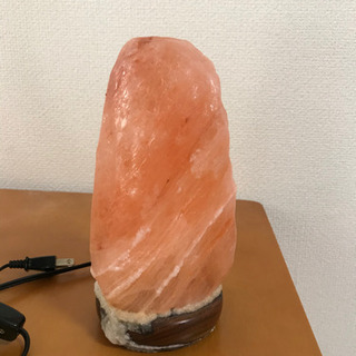 ヒマラヤ岩塩ランプの画像