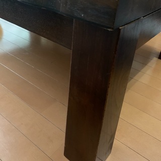 ダイニングテーブルの画像