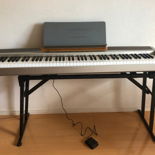 電子ピアノ