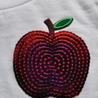 新品 半袖 白Ｔシャツ リンゴ 90の画像