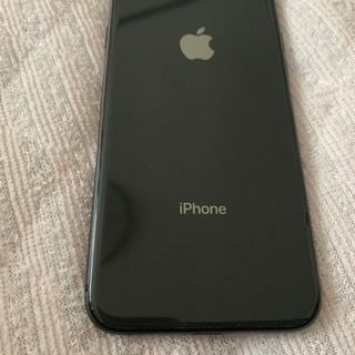 iPhone8、64GB ／画面ひび割れなし／SIMロック解除済み