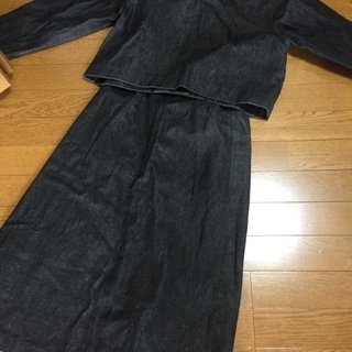 ハンドメイド ツーピース モチーフ付きの画像