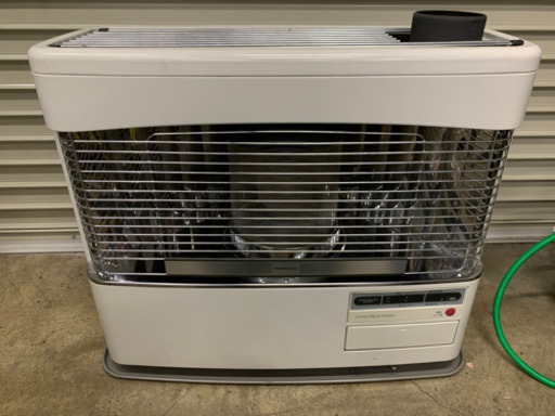 y866 コロナ 2011年 煙突式石油ストーブ SV-7011SR CORONA 煙突式ストーブ 煙突 暖房