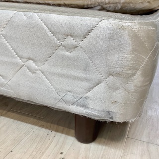 KINGSDOWN(キングスダウン)のワイドタブルベッドをご紹介の画像