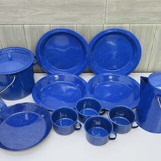 ss2456【中古】　キャンピングディナーセット　11点　4人用...