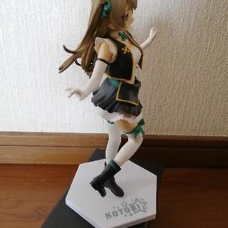 ラブライブ!ことりちゃんフィギュアの画像