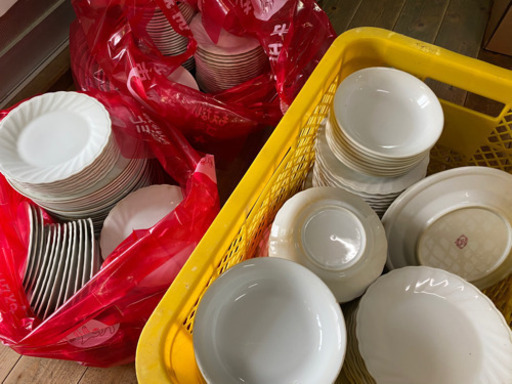 お皿　無料　あげます　大量　開業