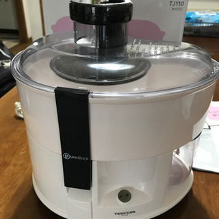 TESCOM ジューサー　TJ110 ホワイト