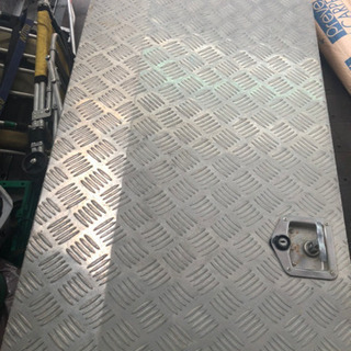 代理出品