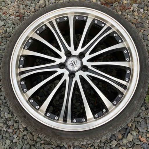 プリウス30系　タイヤホイール