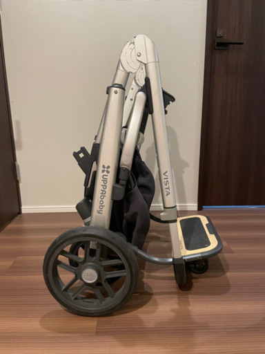アッパーベビー　Vista ３人乗りベビーカー