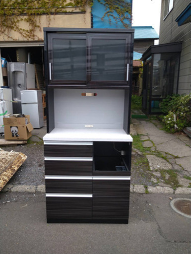 キッチンボード　オシャレ食器棚　大理石調ブラック