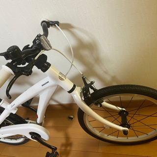 [子供用自転車]ブリヂストン レベナ18インチ白の画像