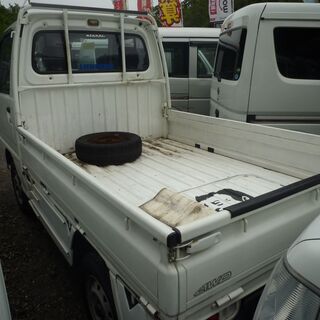 (ID3246)軽バン専門店在庫50台　７万円　スバル　サンバートラック 　４WD　車検付　平成１０年　諸経費込１００，０００円の画像