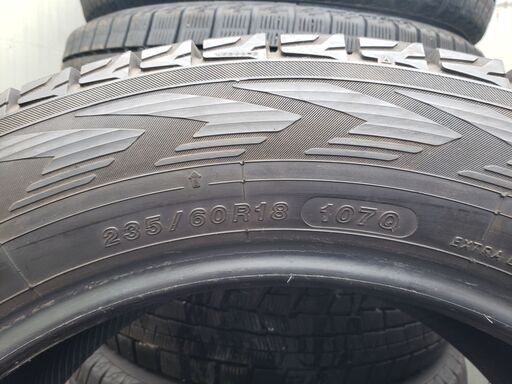 タイヤ、ホイール 235/60 R18