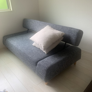 ソファーベッドの画像