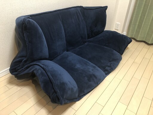 二人掛け用ソファ（紺色）