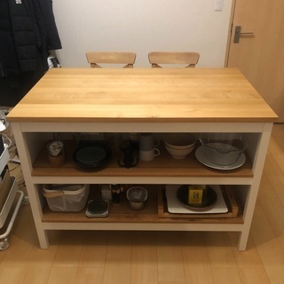 IKEA/イケア　アイランドキッチンテーブルの画像