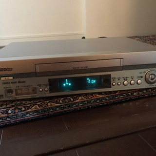ビデオデッキ　ビクター　VHS HR-S500 Victor 通電　ビデオデッキの画像