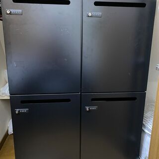 パーソナルロッカー4人用（幅80×奥行41×高さ112.4・ホワ...