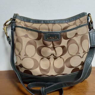 COACH コーチ ショルダーバッグ の画像