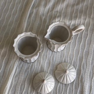 ドイツ製ミルクピッチャー&シュガーポット、野田琺瑯ケトルの画像