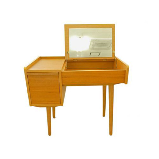 unico ドレッサー