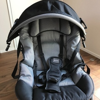 今月処分予定。ニューヨークベビーバウンサーテーブルの画像