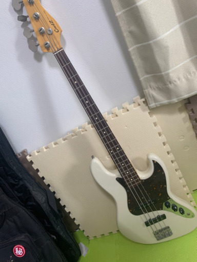 ベース　値下げしました