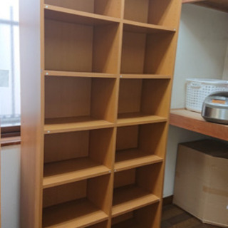 本棚　棚　物入れです^ ^