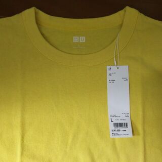 ☆超特別最終赤字価格　半額（1,000円を500円）　【ユニクロ】 無地クルーネックＴシャツ　イエロ－　Ｌサイズ 新品の画像