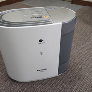 加湿器　Panasonic  2011年です★