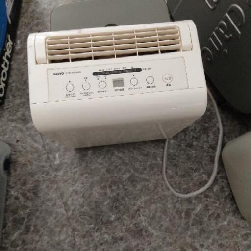 中古加湿器　SANYO　CFK−VW500A