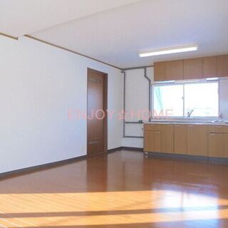 🎎☆江別・２LDK☆🎍　ペット可の戸建タイプのお部屋^_^日当たりも良しでリビングも広めですよ(┬┬﹏┬┬) − 北海道