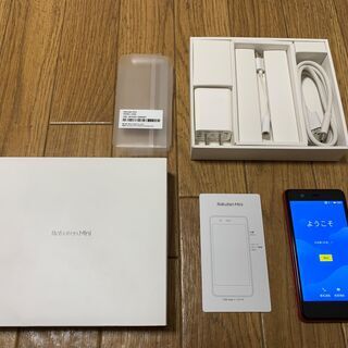 ②☆ Rakuten Mini 楽天ミニ ☆未使用☆ C330クリムゾンレッド simフリー 32gbの画像