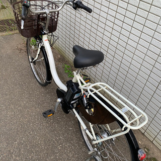 YAMAHA 電動アシスト自転車 ホワイト 夏に乗りたい！YAMAHA PAS VIENTA5ホワイトカスタム | モトベロ 電動