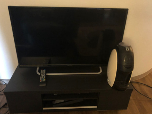 テレビ40型　テレビ台　ネスカフェバリスタ