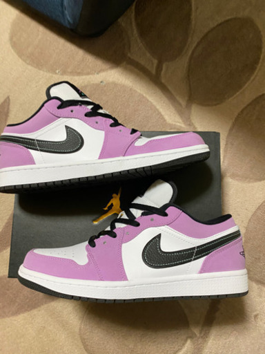 ナイキ エアジョーダン1 ロー ヴァイオレットショック