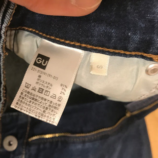 GU デニムパンツの画像