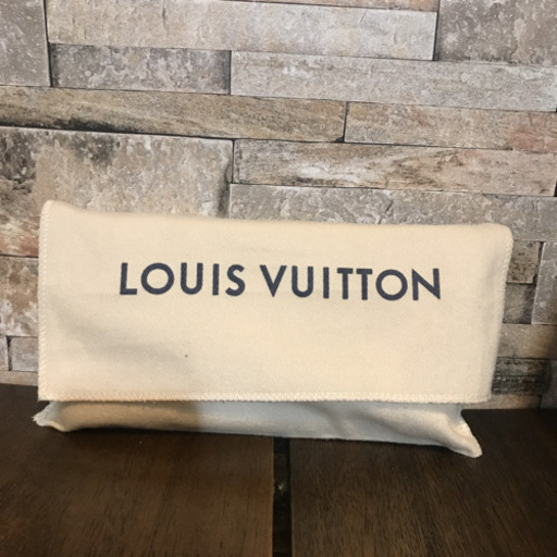 LOUIS VUITTON長財布