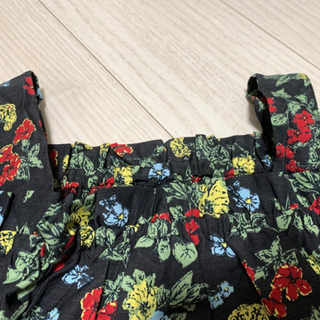 新品　オフショルダープルオーバーの画像