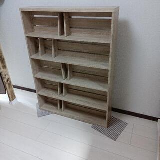 交渉中　値下げ　　LOWYAの本棚です　の画像