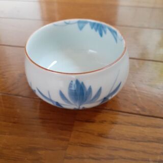 湯呑み茶碗 和柄5個の画像