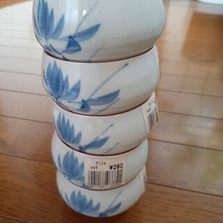 湯呑み茶碗 和柄5個の画像
