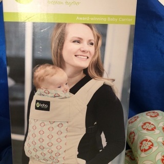 抱っこ紐 ボバキャリア フローラル 中古