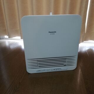 【値下げ】パナソニックセラミックファンヒーター（DS-FN120...